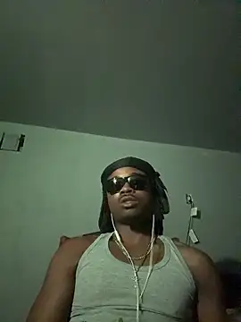 SluttyLyfe4L online show from 05-22-26, 09:59