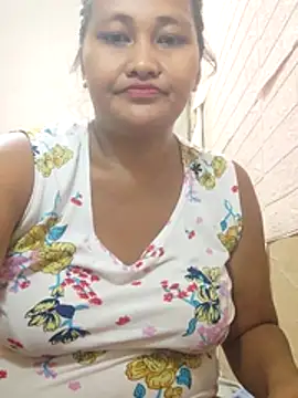 Sweetchuby1995 online show from 04-26-26, 01:42