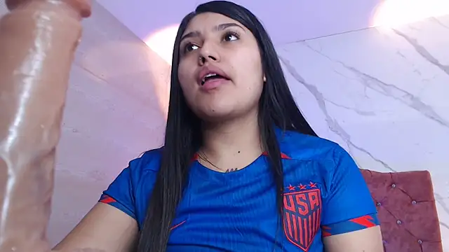 SarahStones online show from 04-18-26, 07:56