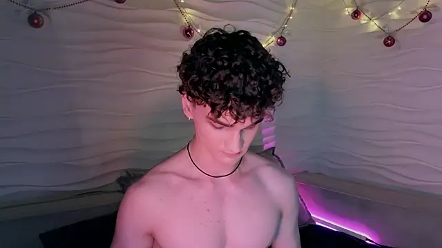 Snapshot of adam_21cm__ chatting on 12-29-24, 04:51 adam 21cm online show from 12-29-24, 04:51