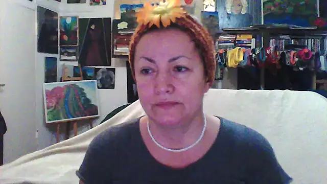 MariaAnaSunshine online show from 01-14-26, 05:57