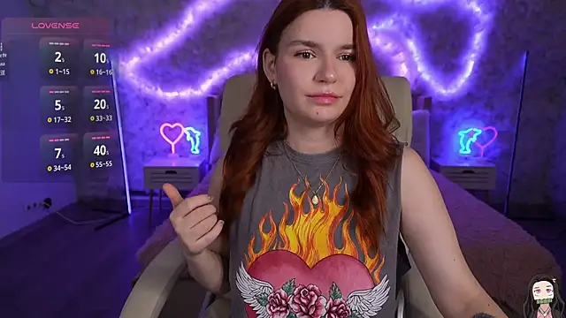 Snapshot of RedShinee chatting on 03-11-25, 07:15 RedShinee online show from 03-11-25, 07:15