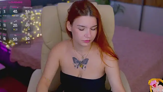 Snapshot of RedShinee chatting on 11-05-25, 07:41 RedShinee online show from 11-05-25, 07:41