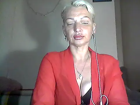 Snapshot of MaryJane441 chatting on 06-19-26, 08:34 MaryJane441 online show from 06-19-26, 08:34