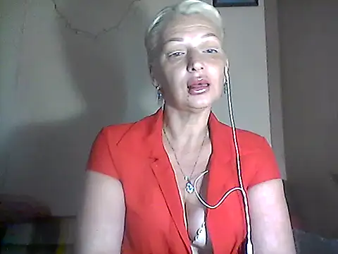 Snapshot of MaryJane441 chatting on 07-08-26, 08:35 MaryJane441 online show from 07-08-26, 08:35