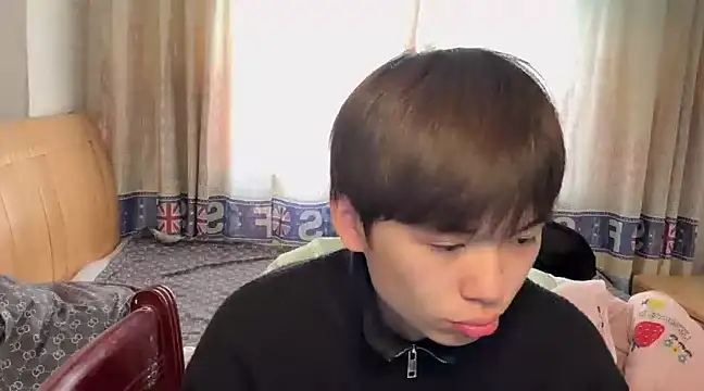 xiaottt1918 online show from 01-07-25, 05:01