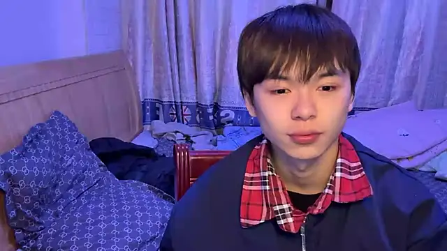 xiaottt1918 online show from 01-14-25, 02:43