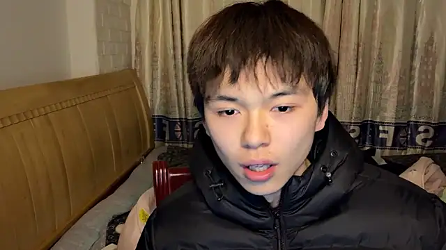 xiaottt1918 online show from 01-25-25, 12:47