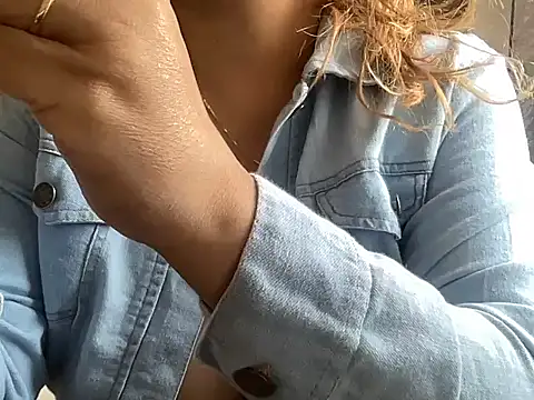 Snapshot of sassypooja chatting on 01-21-25, 07:37 sassypooja online show from 01-21-25, 07:37