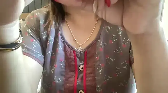 Snapshot of sassypooja chatting on 01-26-25, 07:53 sassypooja online show from 01-26-25, 07:53