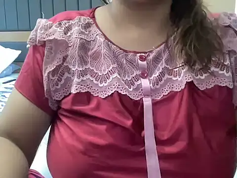 Snapshot of sassypooja chatting on 02-18-25, 08:05 sassypooja online show from 02-18-25, 08:05