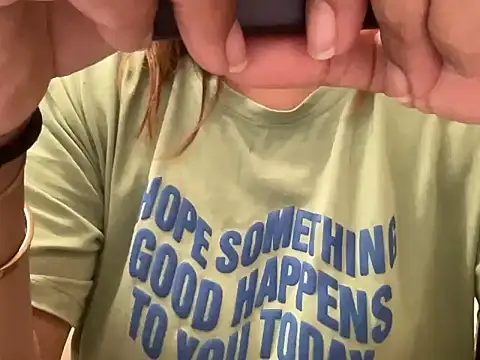 Snapshot of sassypooja chatting on 02-24-25, 03:42 sassypooja online show from 02-24-25, 03:42