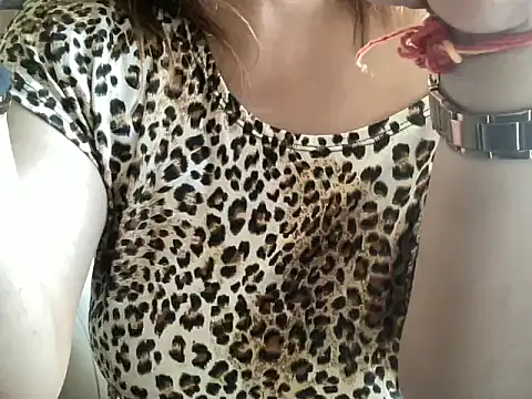 Snapshot of sassypooja chatting on 03-04-25, 08:24 sassypooja online show from 03-04-25, 08:24