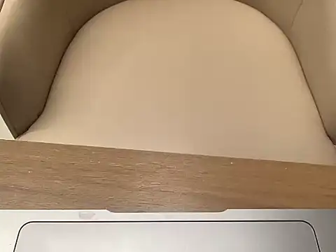 Snapshot of sassypooja chatting on 03-12-25, 04:24 sassypooja online show from 03-12-25, 04:24