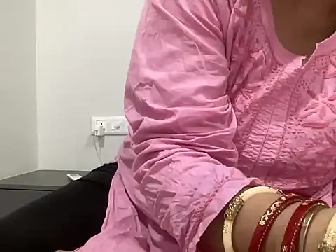 Snapshot of sassypooja chatting on 09-23-25, 07:22 sassypooja online show from 09-23-25, 07:22