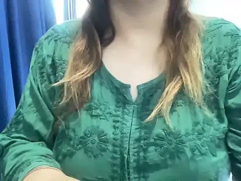 Snapshot of sassypooja chatting on 09-30-25, 07:02 sassypooja online show from 09-30-25, 07:02