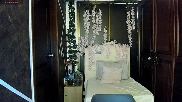 SexyNaf online show from 09-10-25, 07:25