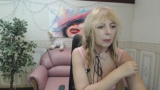 Anna Diax online show from 01-30-25, 12:37