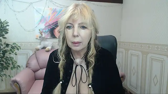 Anna Diax online show from 02-08-25, 12:39