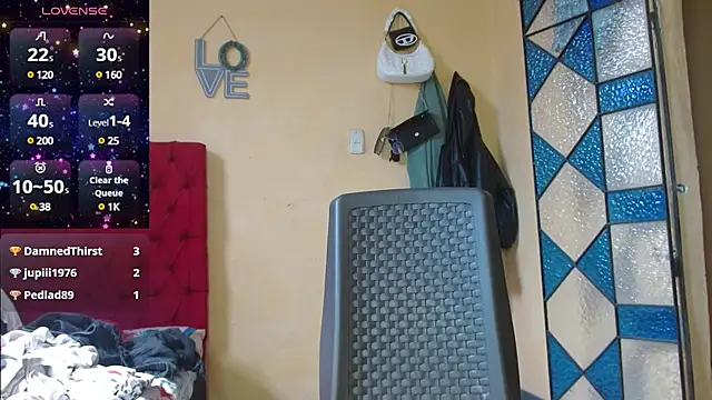 Snapshot of cristinamontiel chatting on 01-30-25, 07:15 cristinamontiel online show from 01-30-25, 07:15