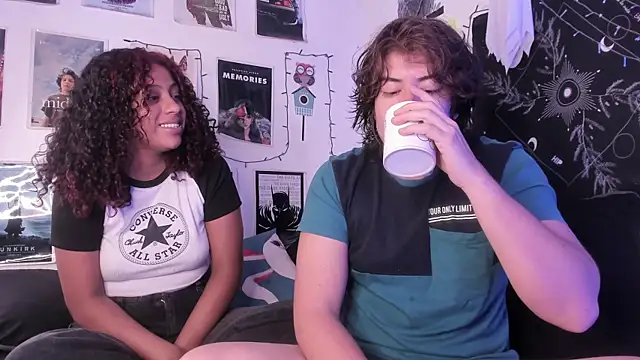 Snapshot of hothoneychile chatting on 09-09-25, 02:05 hothoneychile online show from 09-09-25, 02:05