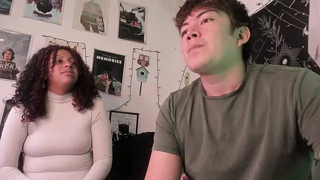 Snapshot of hothoneychile chatting on 11-11-25, 02:50 hothoneychile online show from 11-11-25, 02:50