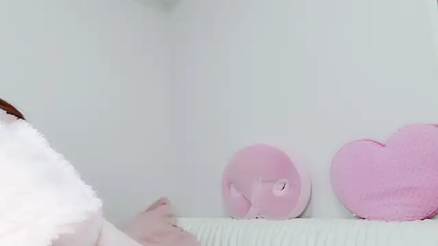 Snapshot of erokangoshi-nene chatting on 12-15-24, 06:37 erokangoshi-nene online show from 12-15-24, 06:37