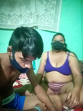 Group Of Lust online show from 04-15-26, 08:31