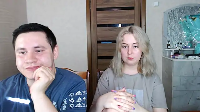 Kristy-Max online show from 03-19-25, 06:03