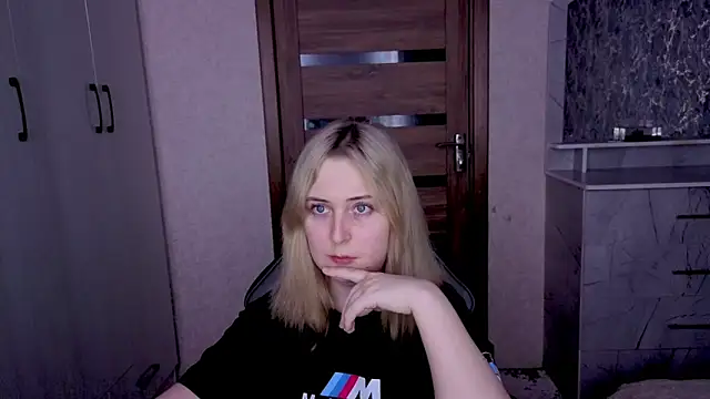 Kristy-Max online show from 02-18-26, 09:11