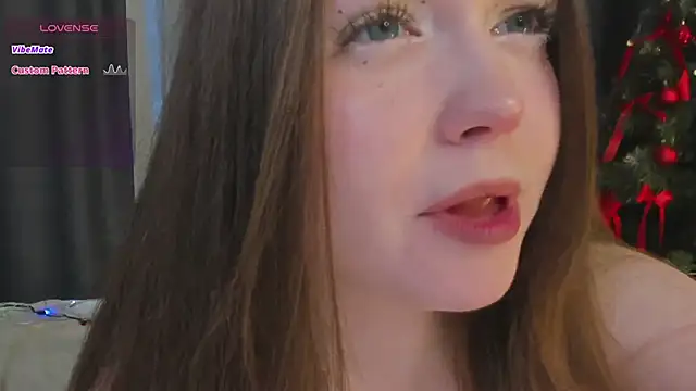 Snapshot of SunnyRisha chatting on 12-30-24, 12:52 SunnyRisha online show from 12-30-24, 12:52