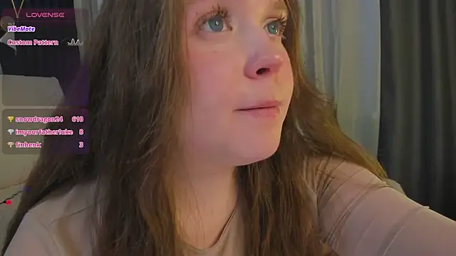 Snapshot of SunnyRisha chatting on 01-09-25, 08:55 SunnyRisha online show from 01-09-25, 08:55