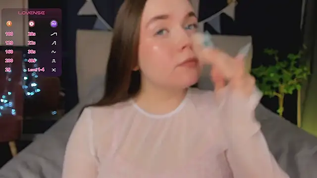 Snapshot of SunnyRisha chatting on 02-10-25, 05:47 SunnyRisha online show from 02-10-25, 05:47