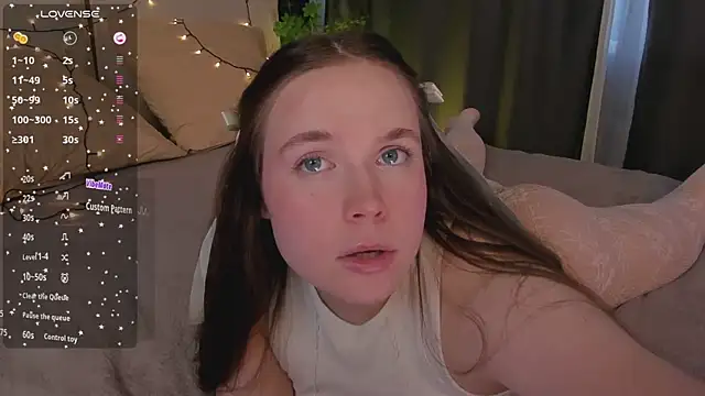 Snapshot of SunnyRisha chatting on 02-21-25, 09:34 SunnyRisha online show from 02-21-25, 09:34