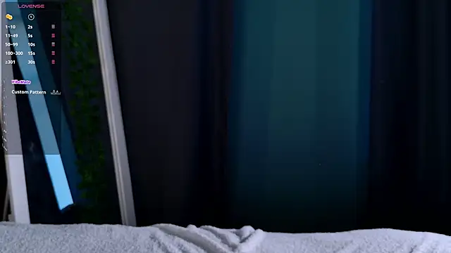 Snapshot of SunnyRisha chatting on 09-29-25, 05:12 SunnyRisha online show from 09-29-25, 05:12