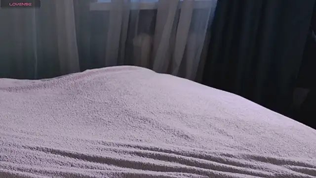 Snapshot of SunnyRisha chatting on 10-05-25, 05:06 SunnyRisha online show from 10-05-25, 05:06