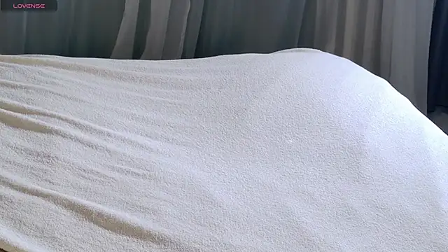 Snapshot of SunnyRisha chatting on 10-06-25, 05:16 SunnyRisha online show from 10-06-25, 05:16