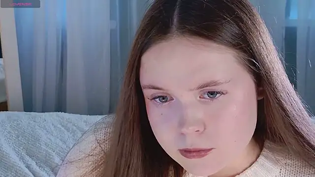 Snapshot of SunnyRisha chatting on 10-17-25, 05:10 SunnyRisha online show from 10-17-25, 05:10