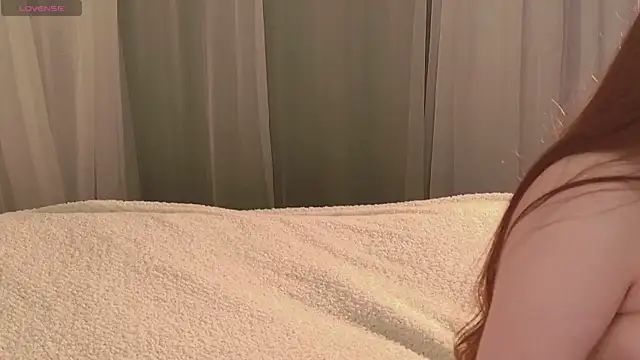 Snapshot of SunnyRisha chatting on 10-31-25, 05:19 SunnyRisha online show from 10-31-25, 05:19