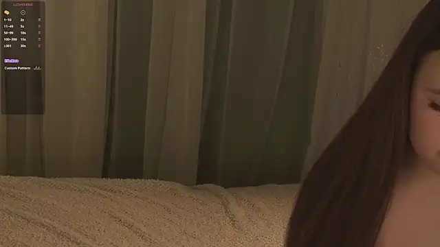 Snapshot of SunnyRisha chatting on 11-02-25, 05:10 SunnyRisha online show from 11-02-25, 05:10