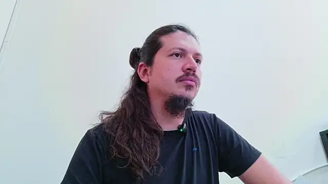 webothtwo online show from 12-01-25, 06:46