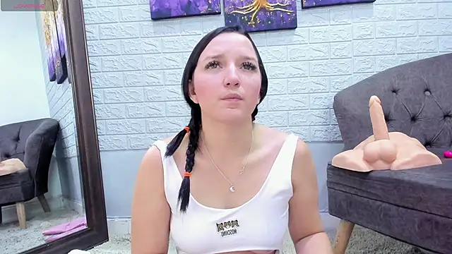  EmilyJireh  online show from 12-05-25, 05:09