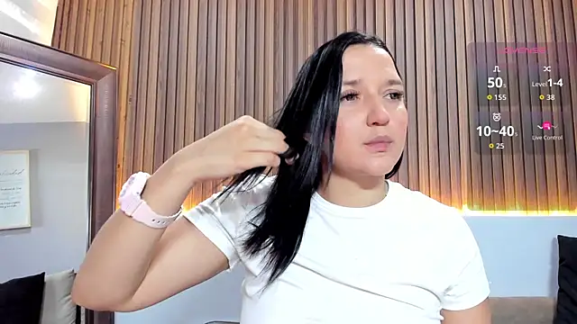  EmilyJireh  online show from 07-15-26, 07:30