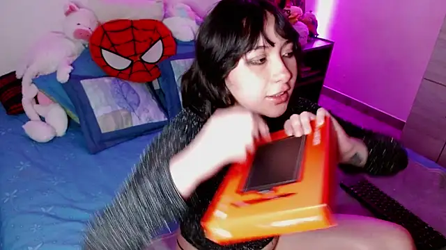 Billie janne  online show from 12-18-25, 10:49