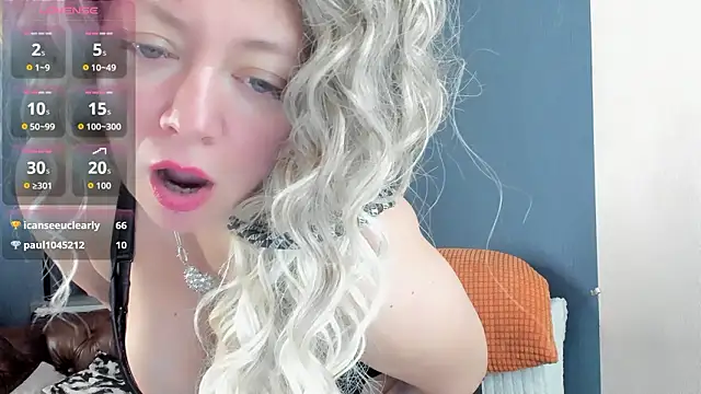 JesiaFoxi online show from 02-17-26, 03:29