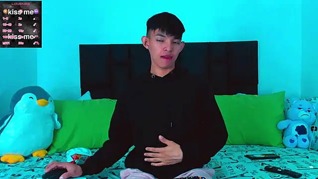 Tonny twink  online show from 02-08-25, 03:52