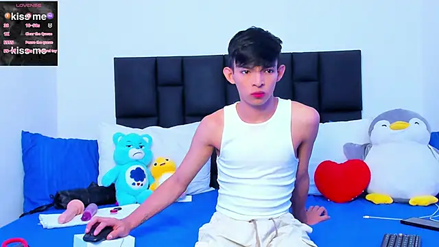 Snapshot of Tonny_twink_ chatting on 03-09-25, 09:57 Tonny twink online show from 03-09-25, 09:57