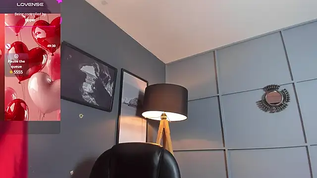 Giovanna oliveira online show from 02-12-25, 10:24