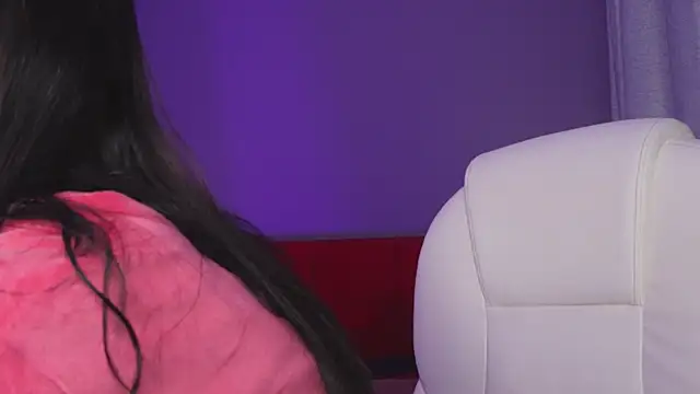 Giovanna oliveira online show from 10-24-25, 05:59