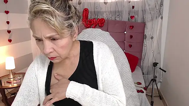 Afrodita sg online show from 02-16-25, 01:49